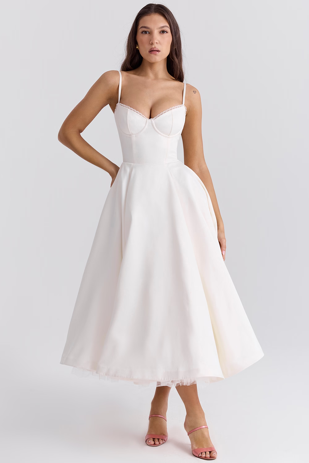 Ella | Elegancka sukienka wyszczuplająca
