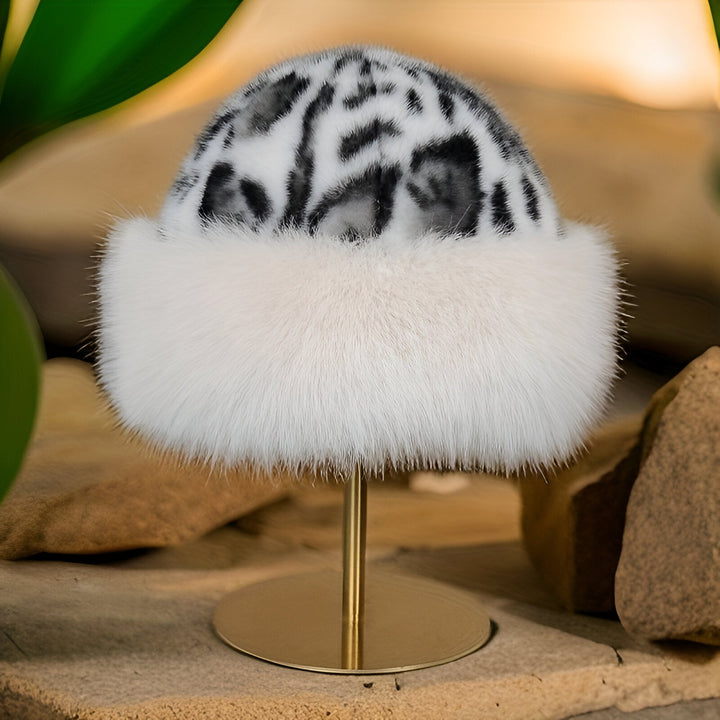 Zuzanna – Kapelusz w Panterkę