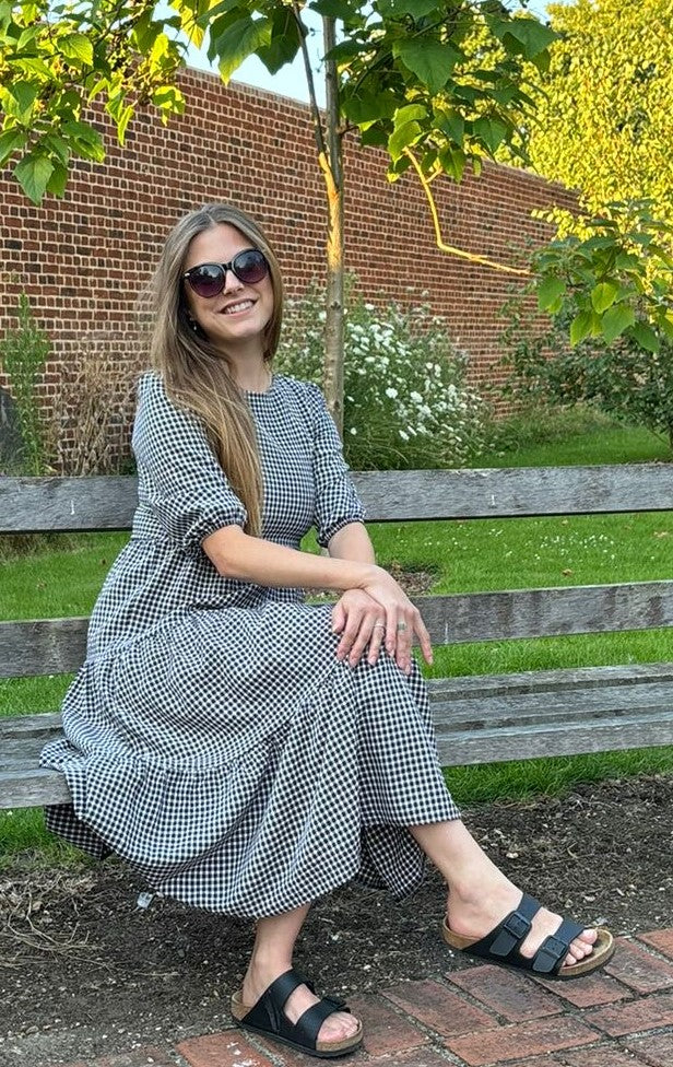 Marie | Sukienka do karmienia piersią w kratkę Gingham z niewidocznymi zamkami