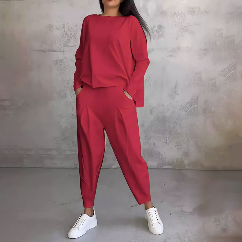 EaseWear Duo | Dwuczęściowy komplet: bluzka z długim rękawem i okrągłym dekoltem oraz spodnie